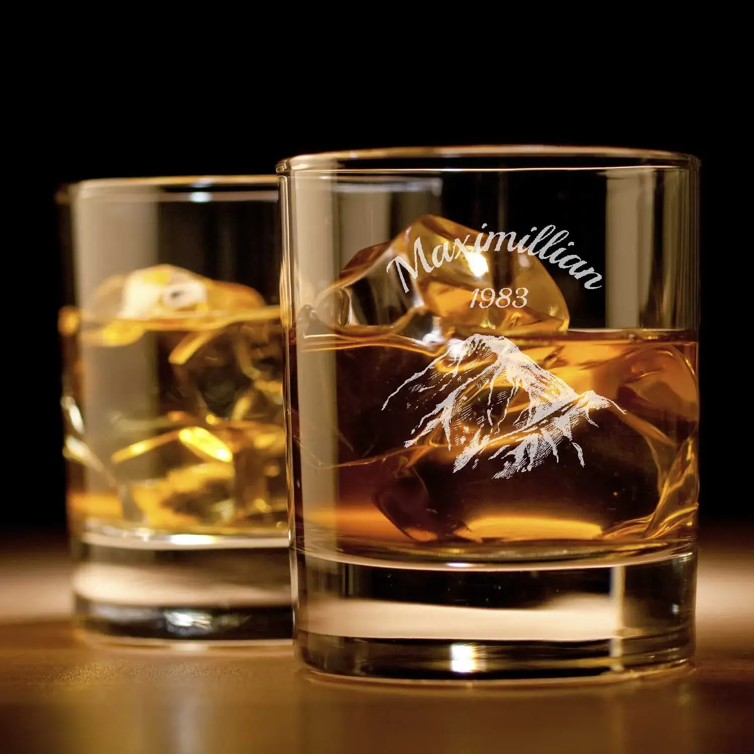 Whiskyglas Alpen mit Gravur